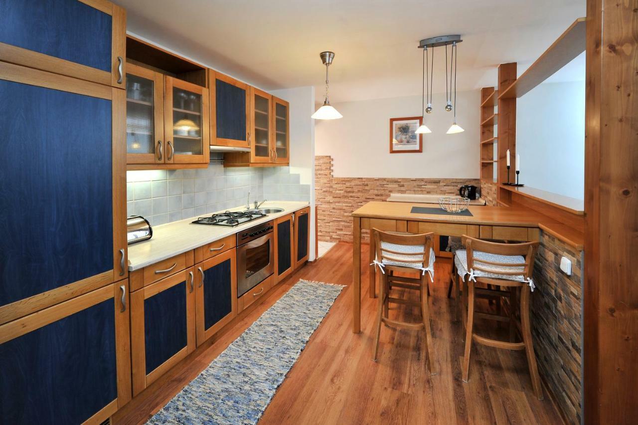 Apartman Zara Veľký Slavkov Exterior foto