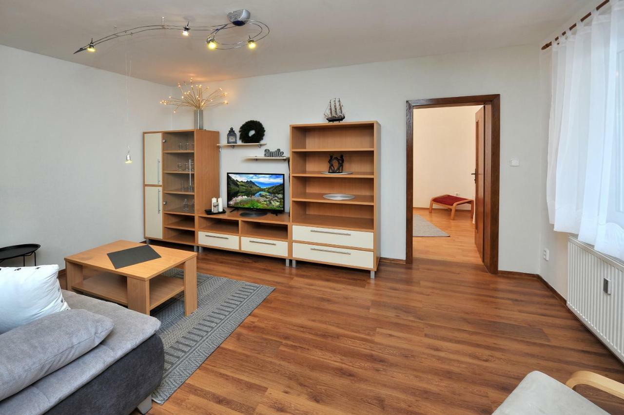 Apartman Zara Veľký Slavkov Exterior foto